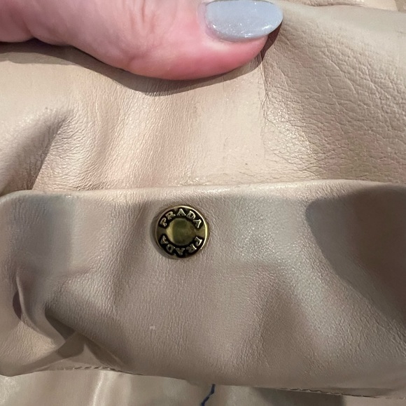 Authentic Prada bag - Picture 6 of 11